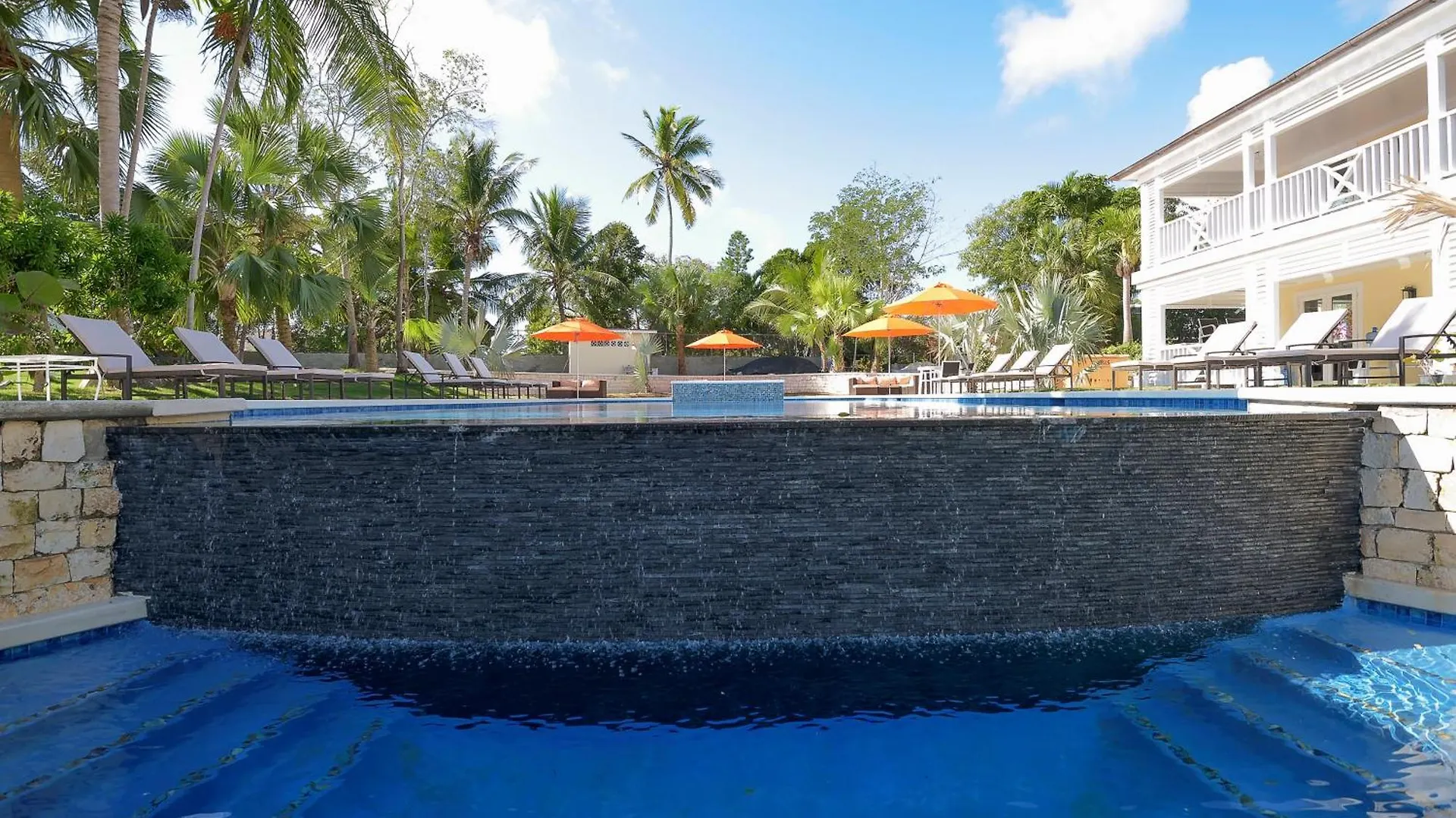 Silk Cotton Villas Nassau